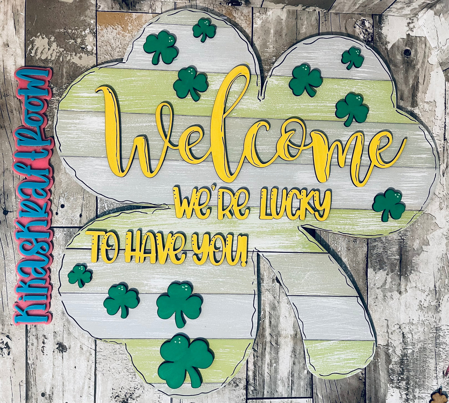 18" Clover Welcome Door Hanger DIGITAL SVG File